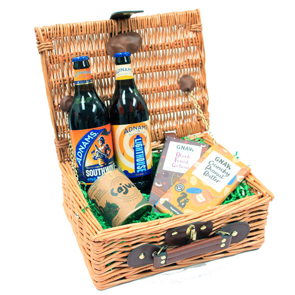 Whats the difference between a gift hamper and a gift basket?
